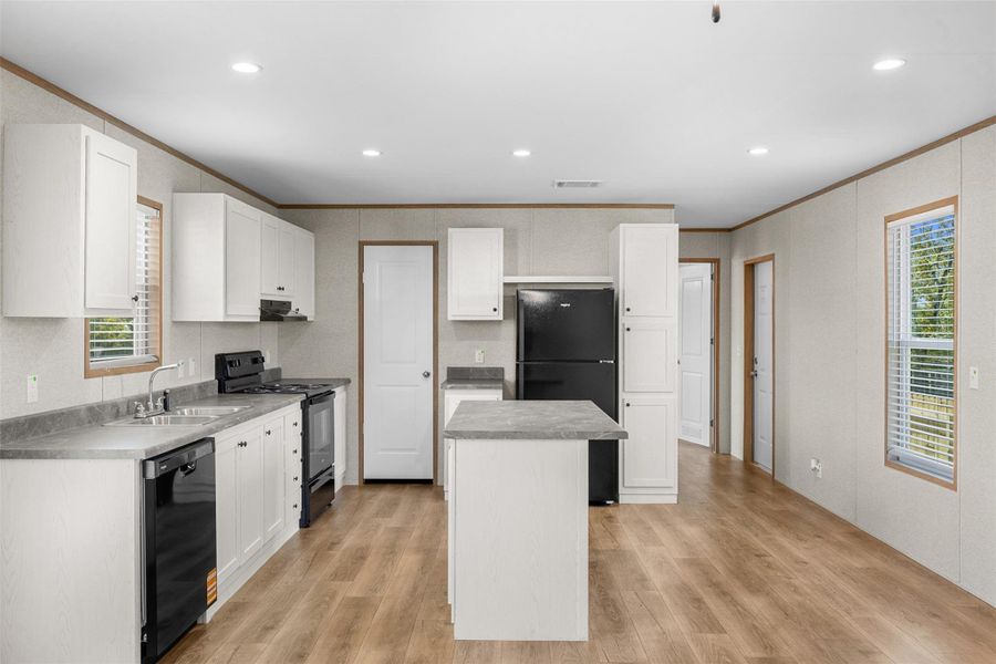 Furnished interior view inside a new home in , Navasota (Image 3).