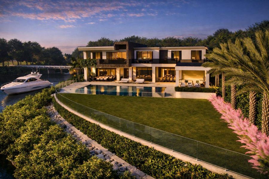 Back Exterior / Pool View