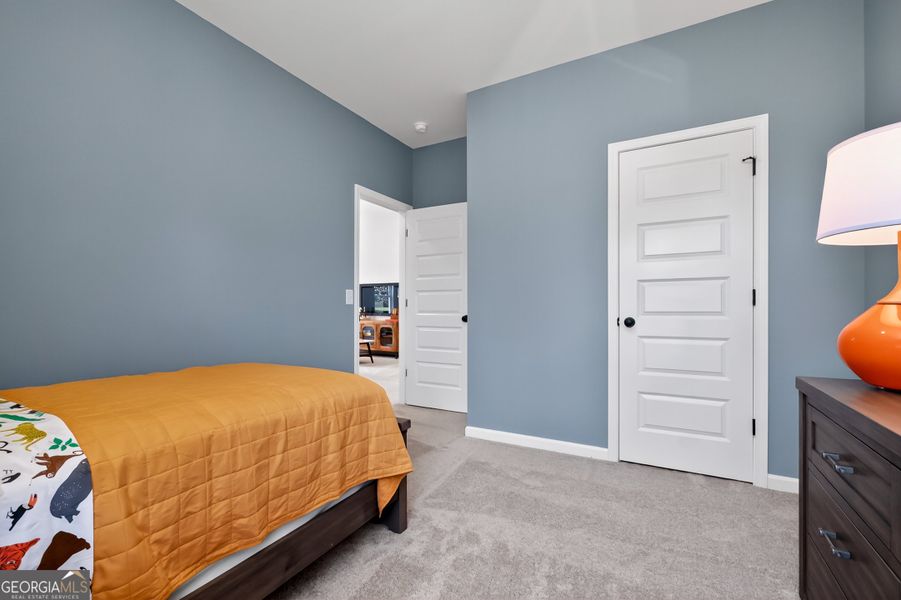 Furnished interior view inside a new home in Stonebridge North, Macon (Image 45).