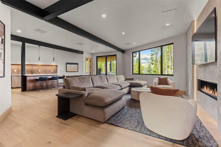 Furnished interior view inside a new home in , Breckenridge (Image 23).