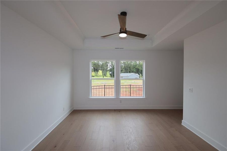 Spacious, unfurnished interior of a new home in Maple Grove at Towne Lake, Woodstock (Image 12).