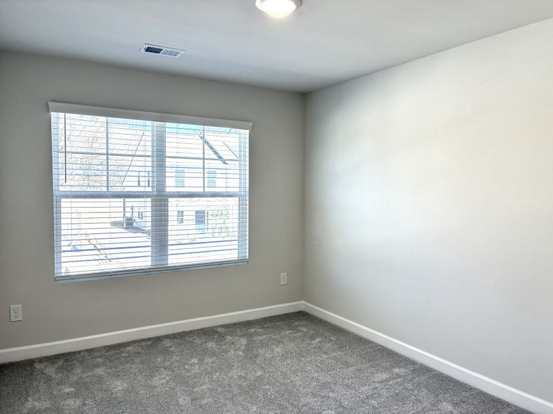Spacious, unfurnished interior of a new home in Miller Park, Greenville (Image 13).