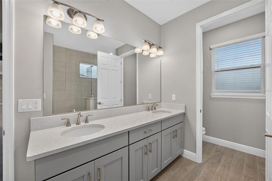 Furnished interior view inside a new home in , Ocala (Image 39).
