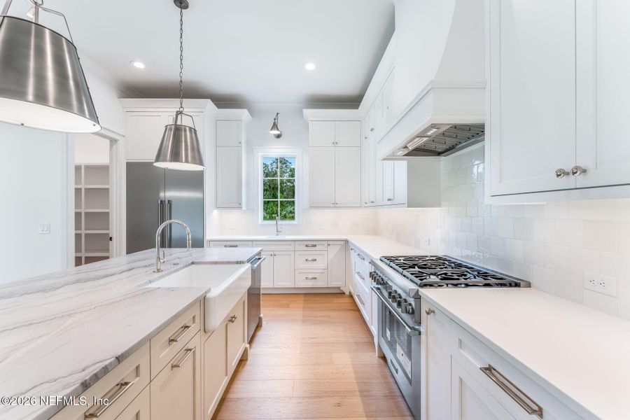 Furnished interior view inside a new home in , Ponte Vedra (Image 7).