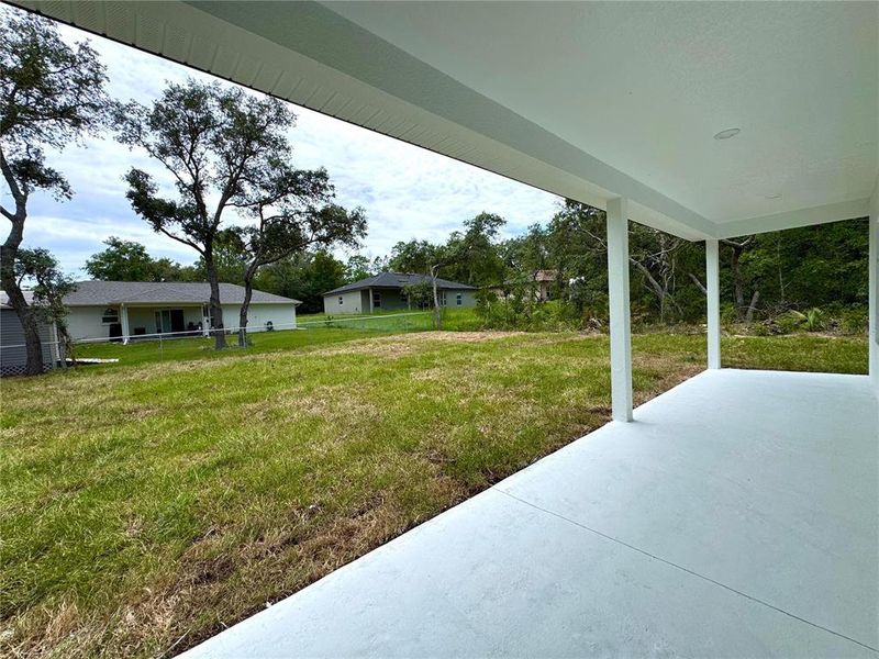 Exterior details and patio area of a home in , Citrus Springs (Image 16).