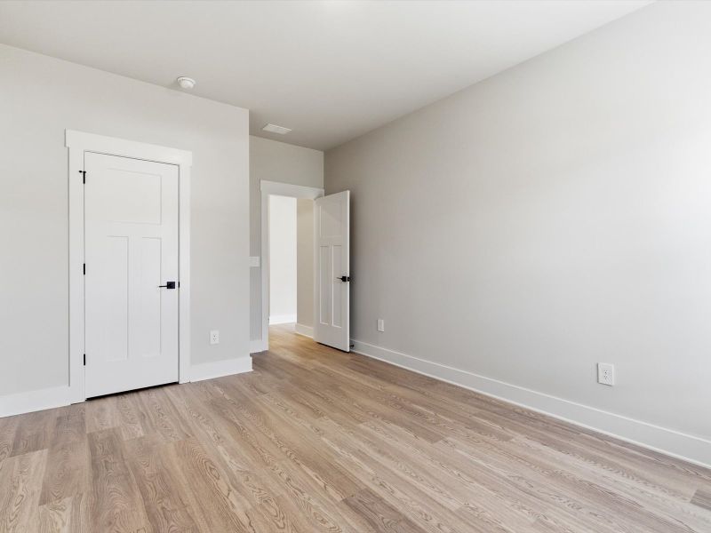 Spacious, unfurnished interior of a new home in Cedar Shoals - Signature Collection, Piedmont (Image 16).
