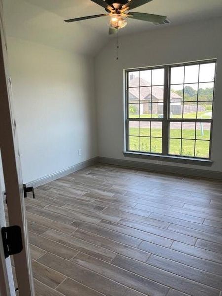 Spacious, unfurnished interior of a new home in , Athens (Image 23).