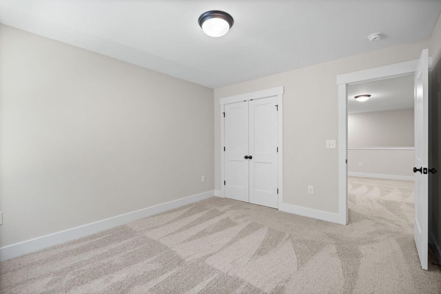 Spacious, unfurnished interior of a new home in Harbor Crossing, Greensboro (Image 35).