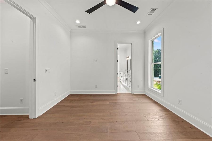 Spacious, unfurnished interior of a new home in , Greensboro (Image 54).