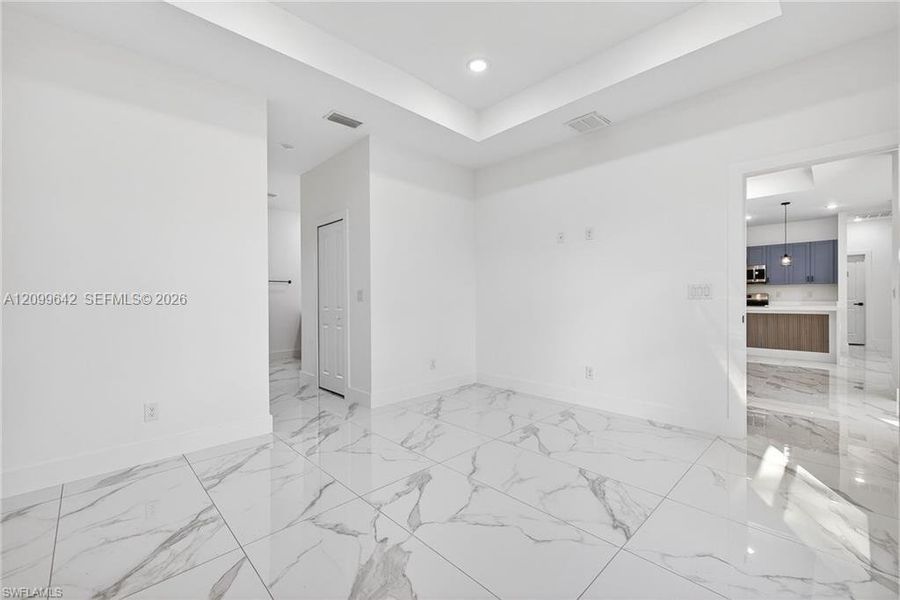 Spacious, unfurnished interior of a new home in , Lehigh Acres (Image 17).