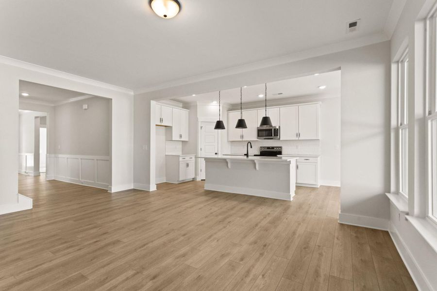 Spacious, unfurnished interior of a new home in Founders Club, Moore (Image 22).