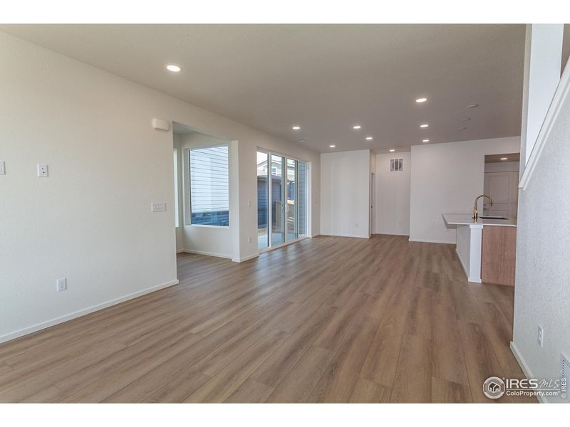 Spacious, unfurnished interior of a new home in Trailside Story Collection - Single Family Homes, Timnath (Image 27).