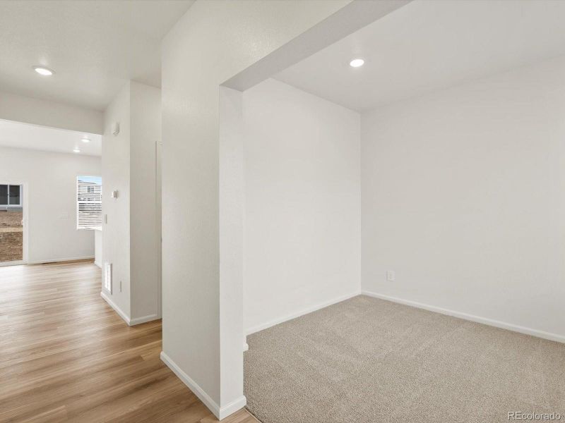 Spacious, unfurnished interior of a new home in Westgate, Greeley (Image 25).