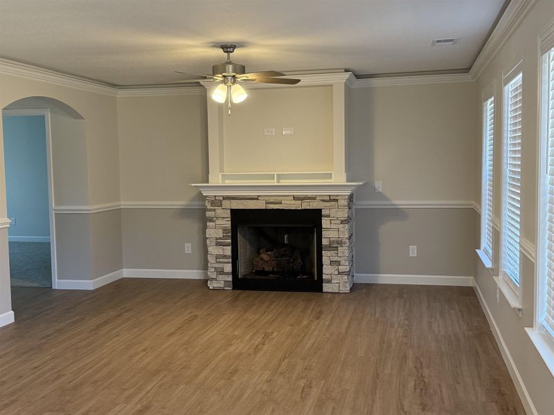 Spacious, unfurnished interior of a new home in Mills Gin, Campobello (Image 7).