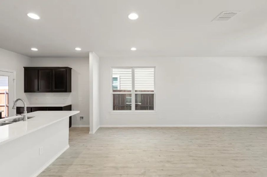 Front exterior of a new home in Heartland, Heartland, TX, highlighting curb appeal (Image 8). Front exterior of a new home in Heartland, Heartland, TX, highlighting curb appeal (Image 8).