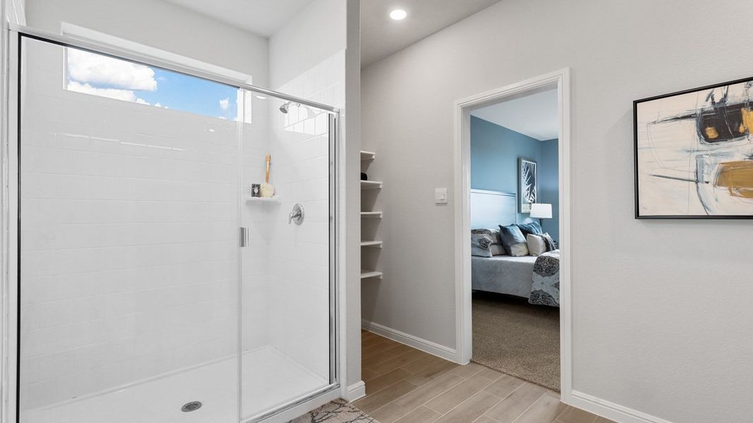 Image 36 representing the TEXAS MOCKINGBIRD by D.R. Horton in Rock Creek Ranch, Fort Worth, TX. Image 36 representing the TEXAS MOCKINGBIRD by D.R. Horton in Rock Creek Ranch, Fort Worth, TX.