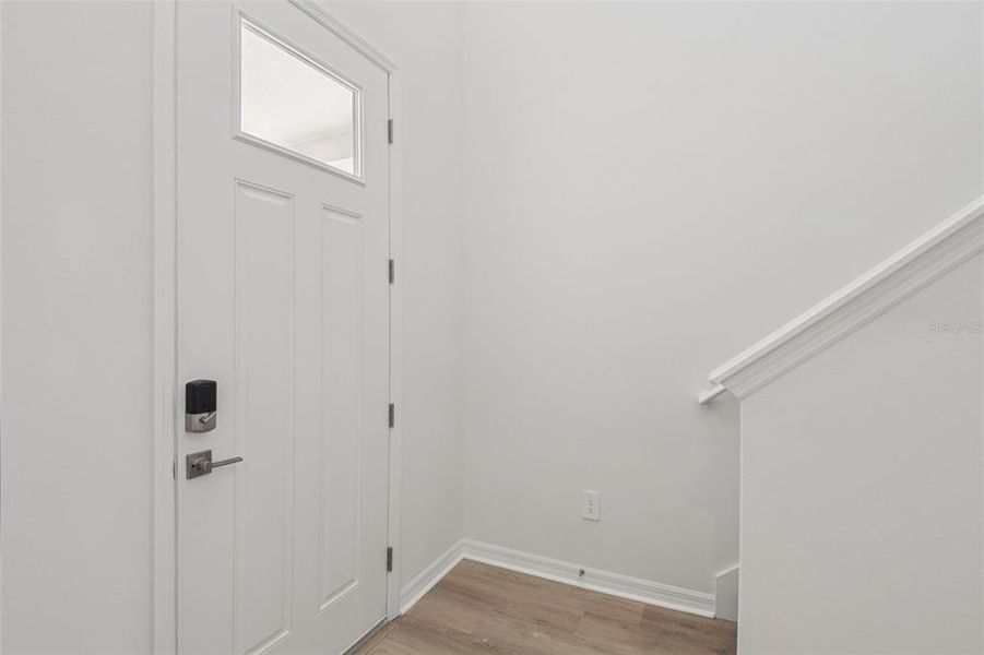 Spacious, unfurnished interior of a new home in Hilltop Vistas, Dade City (Image 34).