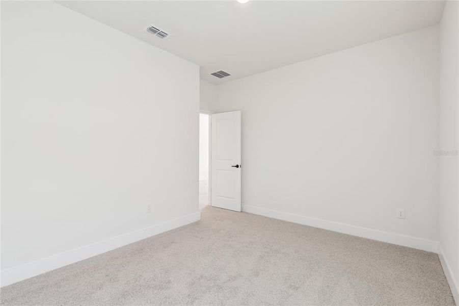 Spacious, unfurnished interior of a new home in North River Ranch – Townhomes, Parrish (Image 40).