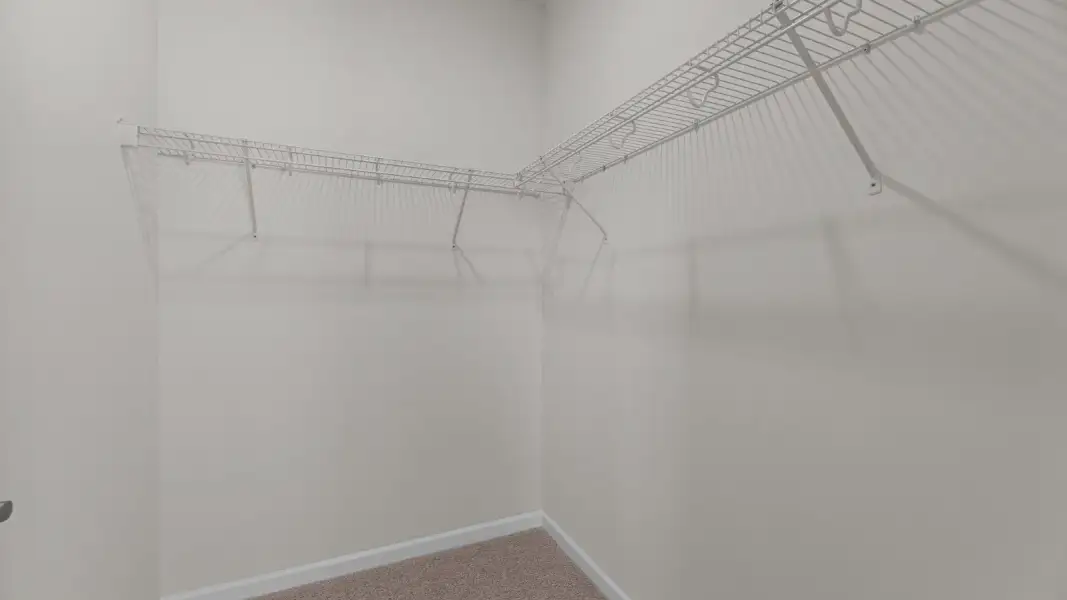 Spacious, unfurnished interior of a new home in Chambray, New Bern (Image 21).