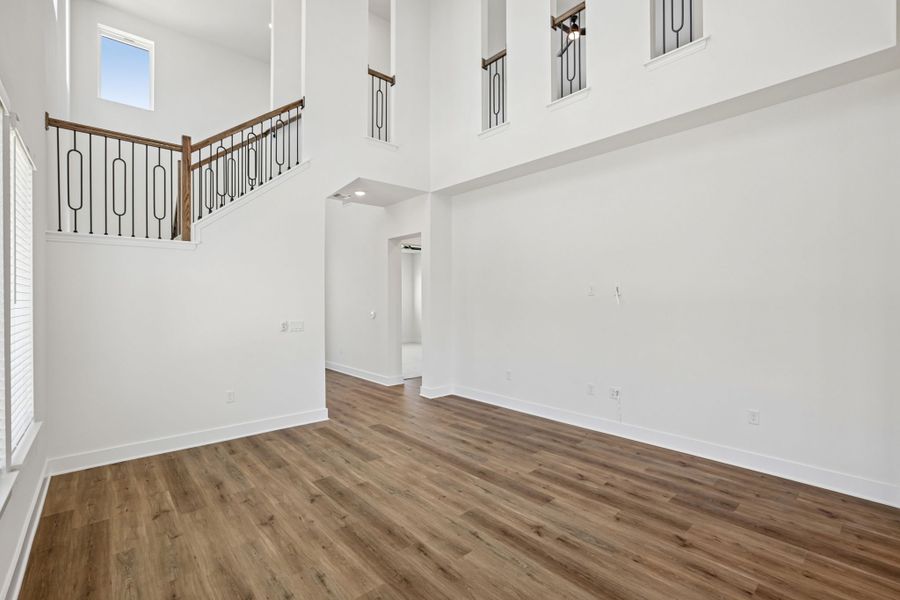 Representative unfurnished interior of a home built from the Denali by Pacesetter Homes in Easton Park, Austin (Image 21).