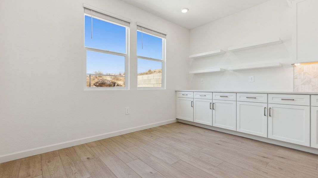Spacious, unfurnished interior of a new home in Avance, Phoenix (Image 13).