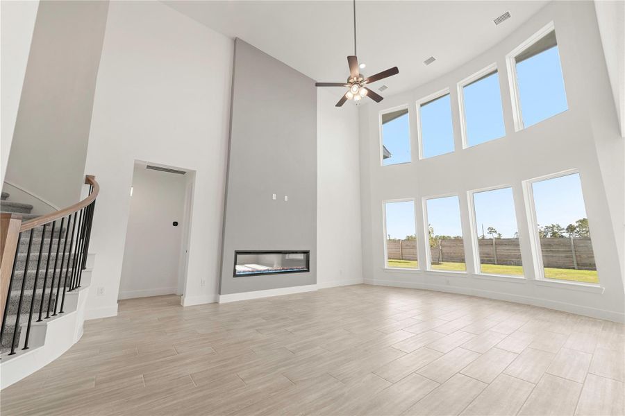 Spacious, unfurnished interior of a new home in ARTAVIA®, Conroe (Image 15).