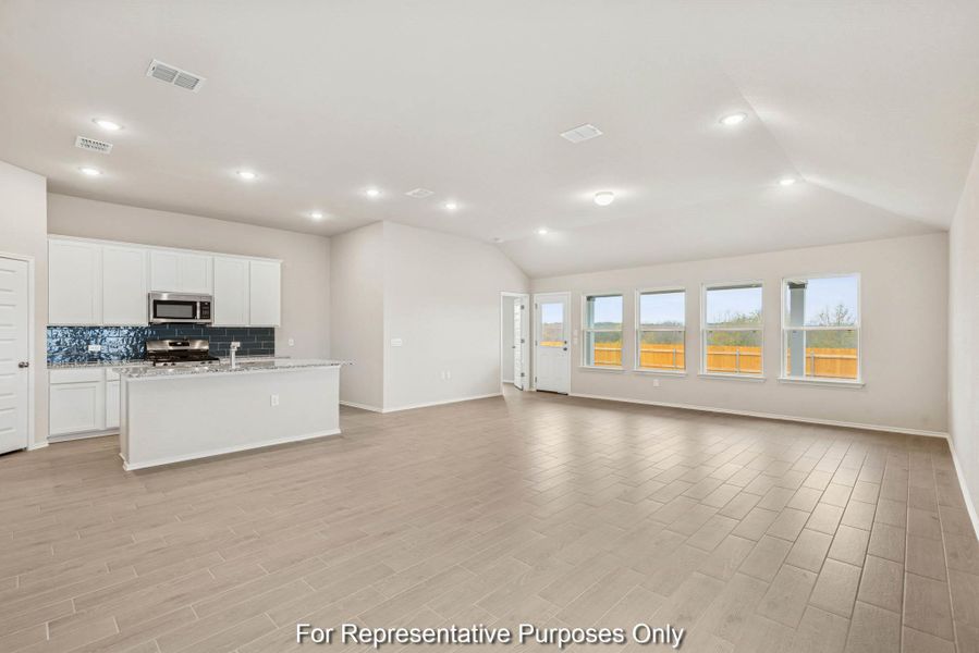 Spacious, unfurnished interior of a new home in Marble Creek Crossing, Austin (Image 7). Spacious, unfurnished interior of a new home in Marble Creek Crossing, Austin (Image 7).