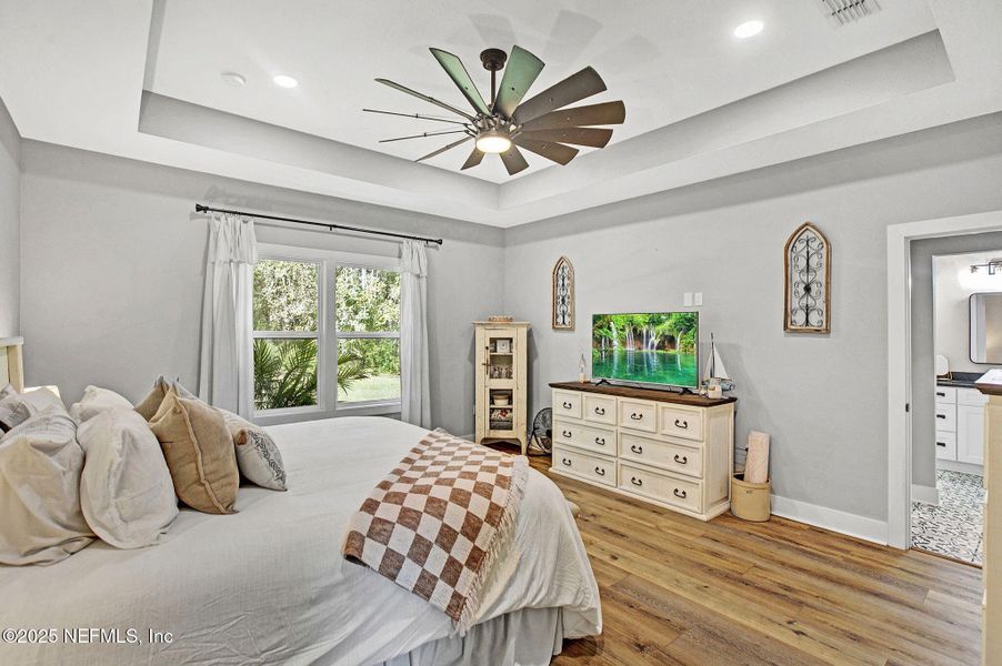 Furnished interior view inside a new home in , Green Cove Springs (Image 10).