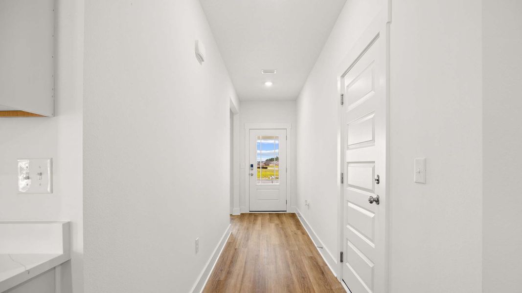 Spacious, unfurnished interior of a new home in Owl's Head Farms, Freeport (Image 10). Spacious, unfurnished interior of a new home in Owl's Head Farms, Freeport (Image 10).