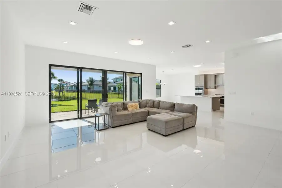 Furnished interior view inside a new home in , Palm Beach Gardens (Image 9).