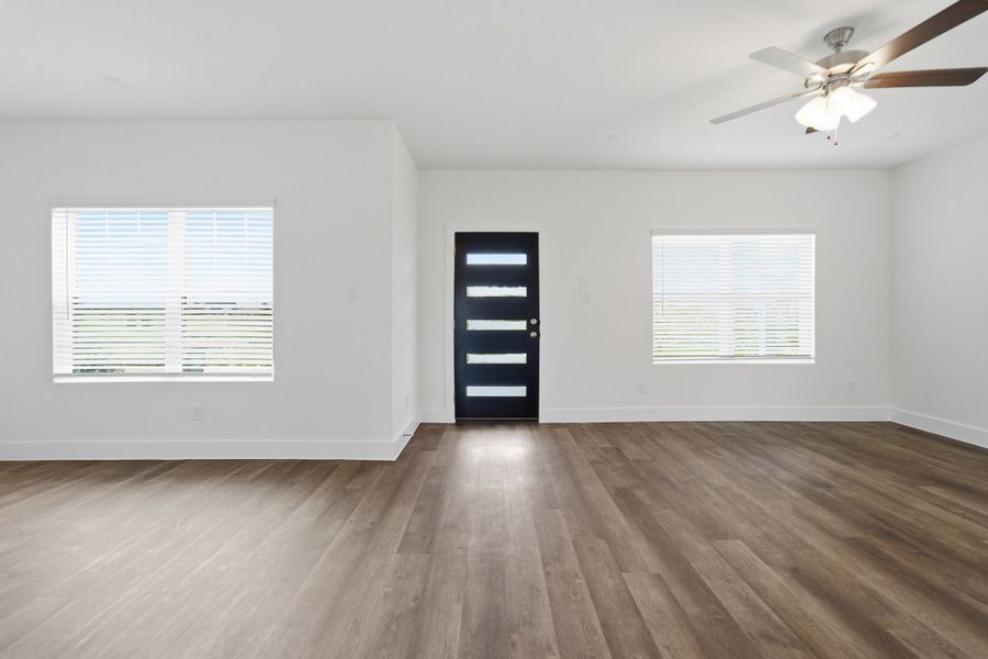 Spacious, unfurnished interior of a new home in Austin Point, Richmond (Image 22).