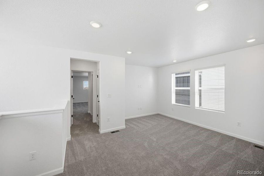 1185 Prospect Aly ~ Ready Now