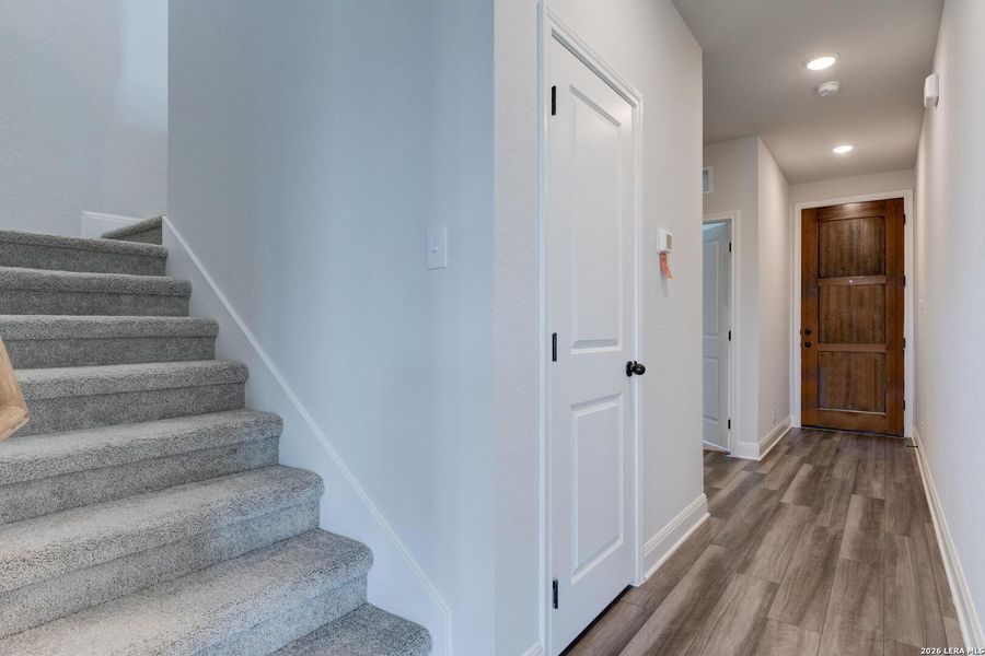 Spacious, unfurnished interior of a new home in Saddlebrook Ranch, Schertz (Image 22).