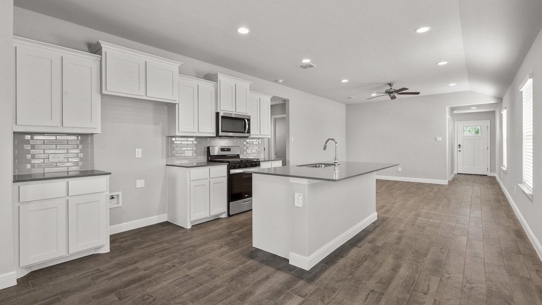 Furnished interior view inside a new home in The Hills at Reunion, Newark (Image 5).