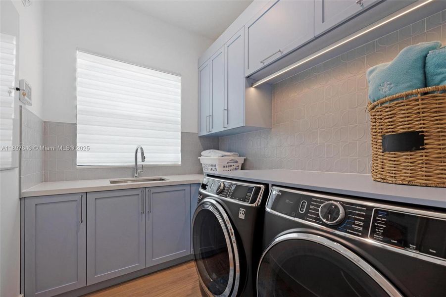 Close-up of interior finishes inside a home in , Key Largo (Image 18).