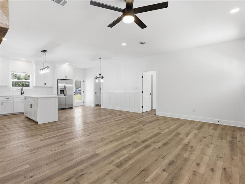 Spacious, unfurnished interior of a new home in , Wills Point (Image 14).