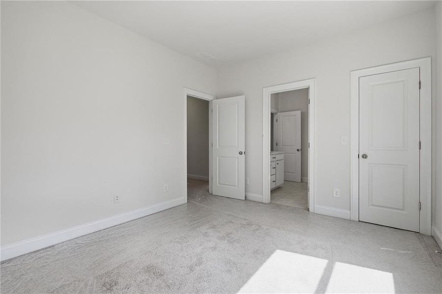Spacious, unfurnished interior of a new home in , Ellenwood (Image 39).