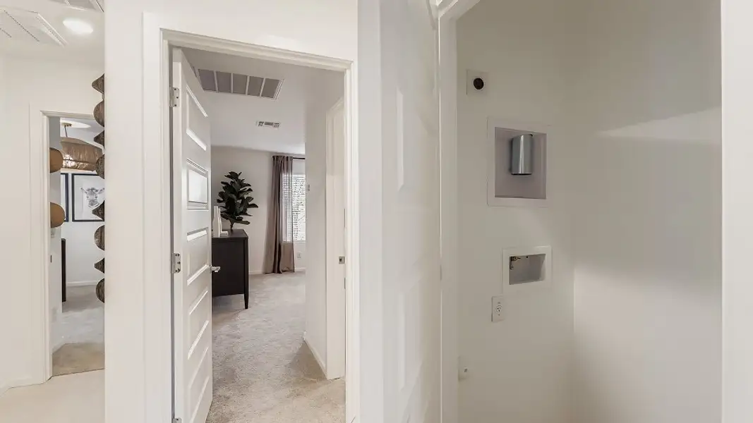 2567 Dahlia Laundry F1 2567 Dahlia Laundry F1