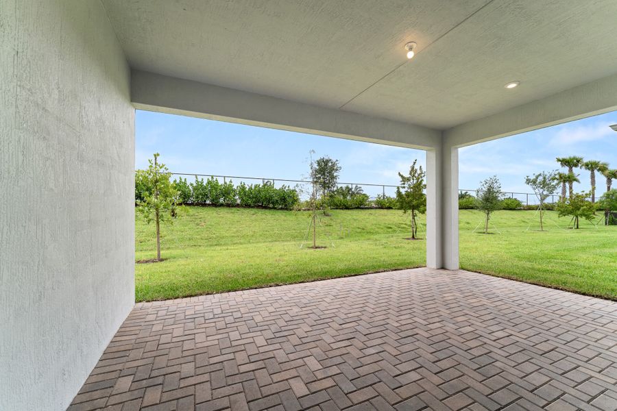 Image 28 of a home in Tradition - Telaro. Image 28 of a home in Tradition - Telaro.