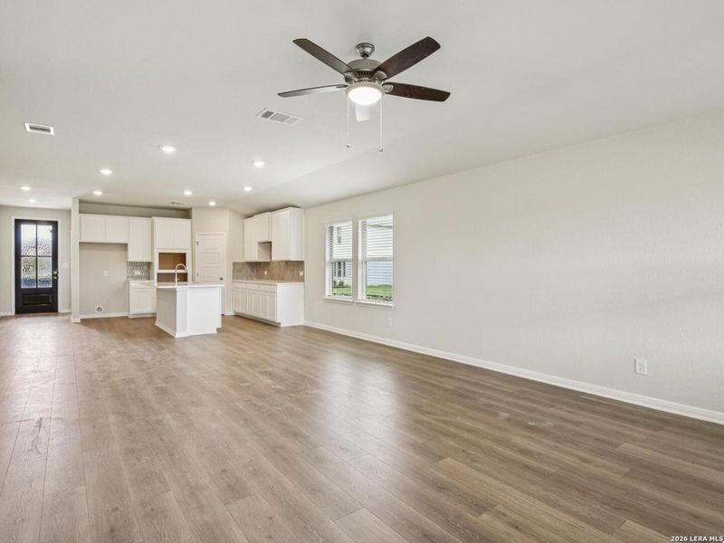 Spacious, unfurnished interior of a new home in Legendary Trails - Classic Series, Cibolo (Image 16). Spacious, unfurnished interior of a new home in Legendary Trails - Classic Series, Cibolo (Image 16).