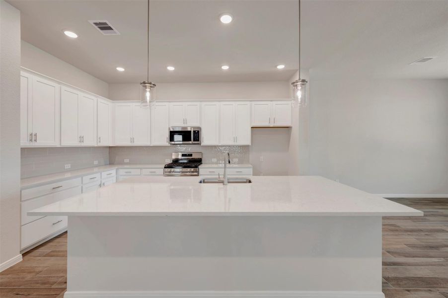 Furnished interior view inside a new home in Escondido 45’ Homesites, Magnolia (Image 12).