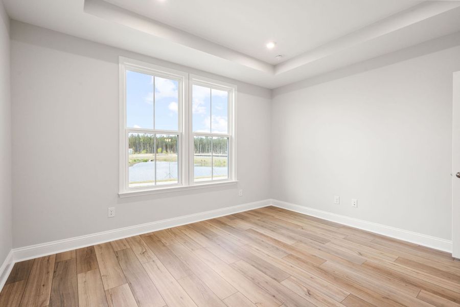 Spacious, unfurnished interior of a new home in Sun City Hilton Head, Bluffton (Image 12).