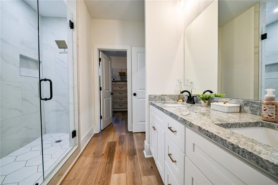 Furnished interior view inside a new home in , Monticello (Image 60).