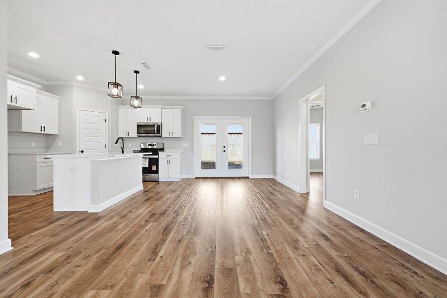 Spacious, unfurnished interior of a new home in , Crestview (Image 27).