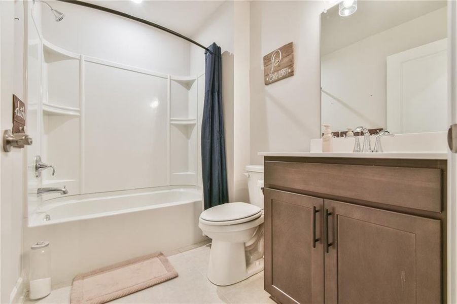 Furnished interior view inside a new home in , Hoschton (Image 32).