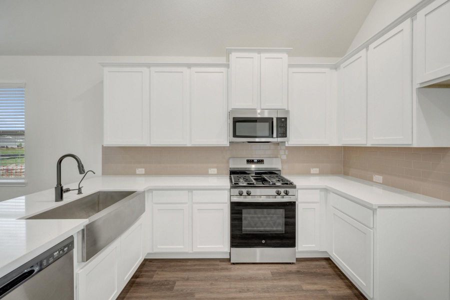 Plenty of cabinet and counter space!