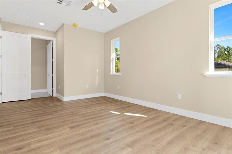 Spacious, unfurnished interior of a new home in , Weeki Wachee (Image 58). Spacious, unfurnished interior of a new home in , Weeki Wachee (Image 58).