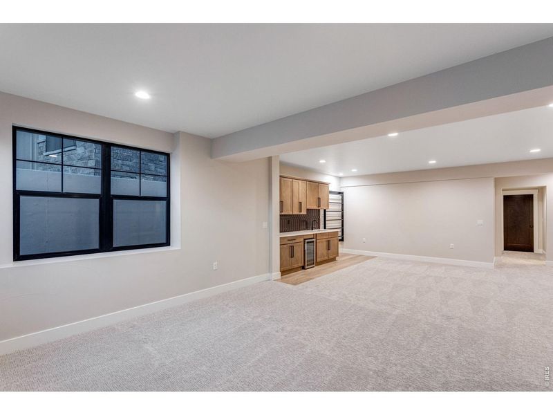 Spacious, unfurnished interior of a new home in , Windsor (Image 38).