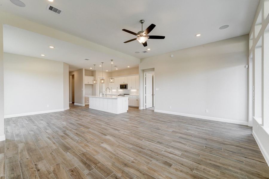 Spacious, unfurnished interior of a new home in Bridgeland: Signature Collection, Cypress (Image 19). Spacious, unfurnished interior of a new home in Bridgeland: Signature Collection, Cypress (Image 19).