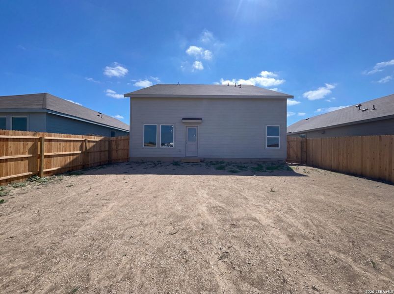 Exterior details and patio area of a home in Waters Edge, Seguin (Image 2).
